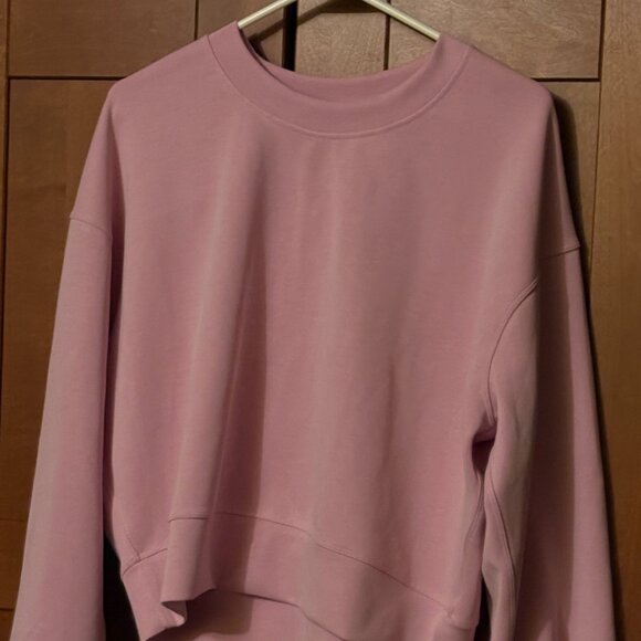 Lululemon Perfectly Oversized Cropped Crew Softstreme Sz 6 Vital Pink VIT $129 - Picture 4 of 4